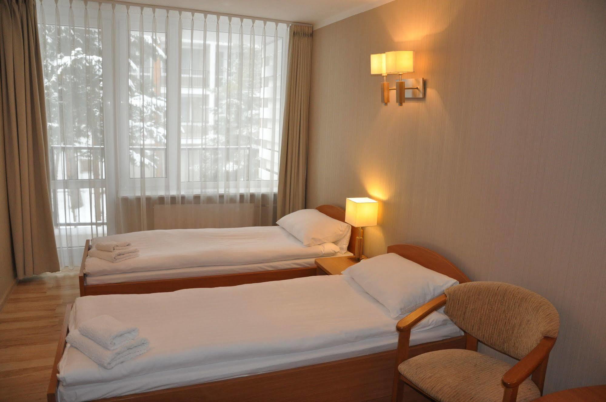 Hotel Orle กดัญสก์ ภายนอก รูปภาพ