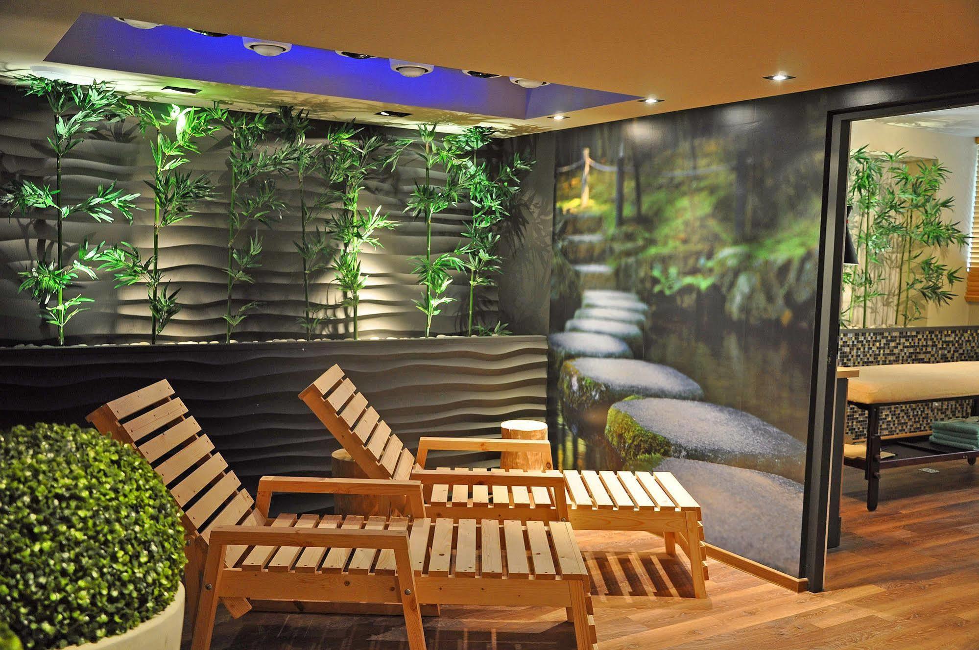 Hotel Orle กดัญสก์ ภายนอก รูปภาพ